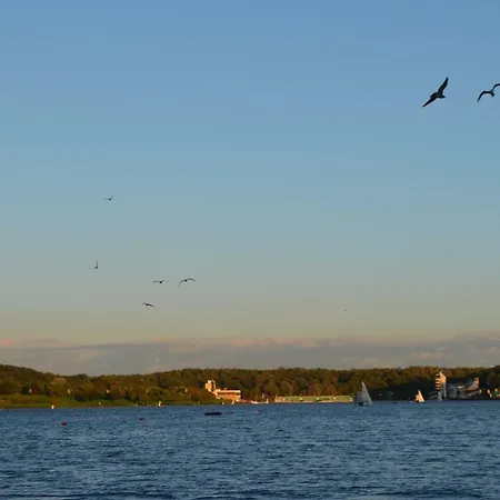 Nad Jeziorem דירה *