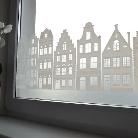 Nad Jeziorem Apartment *